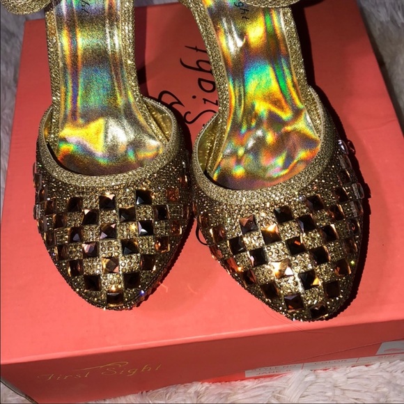 Gold heels - Picture 2 of 4